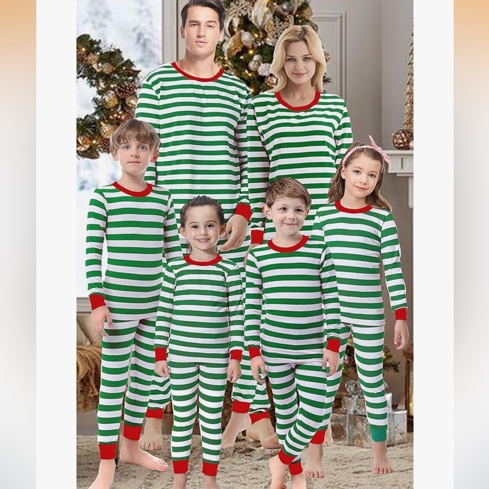 Women’s Christmas Pajama Set - Picture 8 of 8